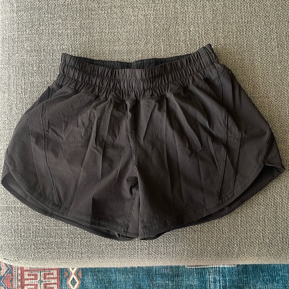 Lululemon Track That Short - Picture 1 of 5